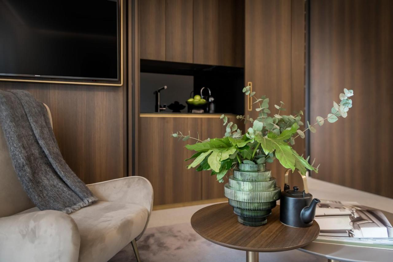 We Me Suite Hotel Ричоне Екстериор снимка