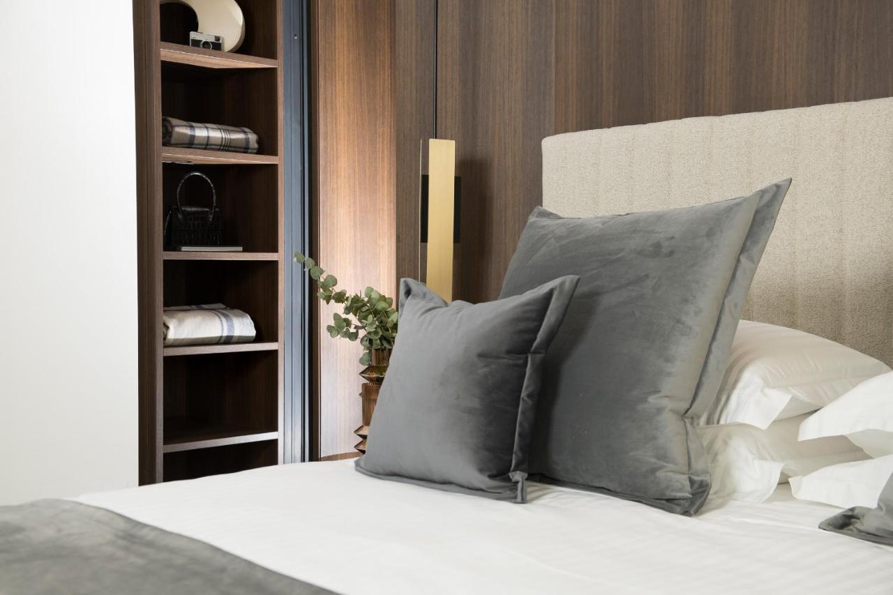 We Me Suite Hotel Ричоне Екстериор снимка